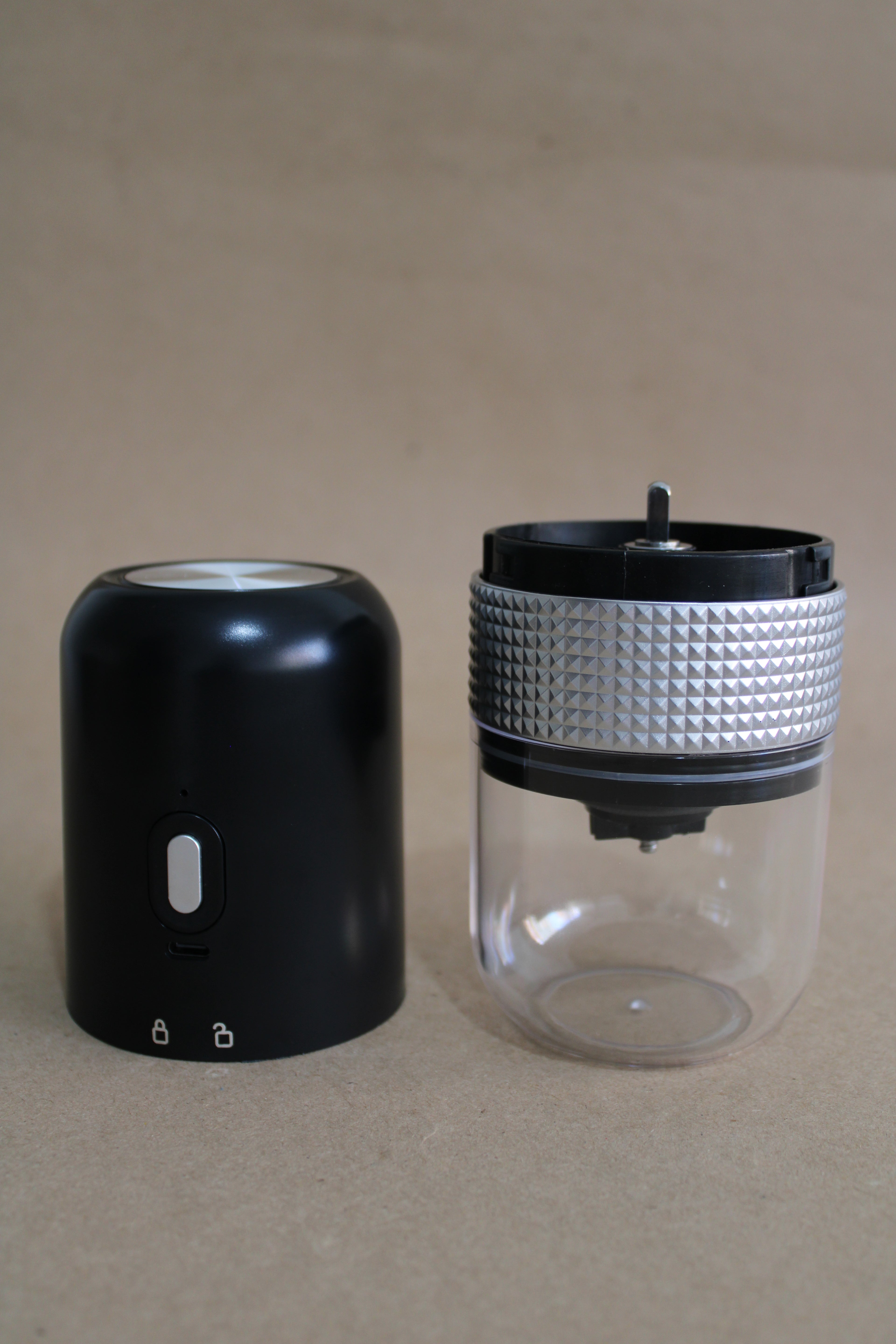 COMBO MOLINO ELÉCTRICO PORTÁTIL + CAFÉ